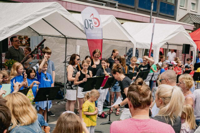 https://www.musikschule-heiligenhaus.de/wp-content/uploads/2023/03/termin_vereinsmeile_1200x800-640x427.jpg